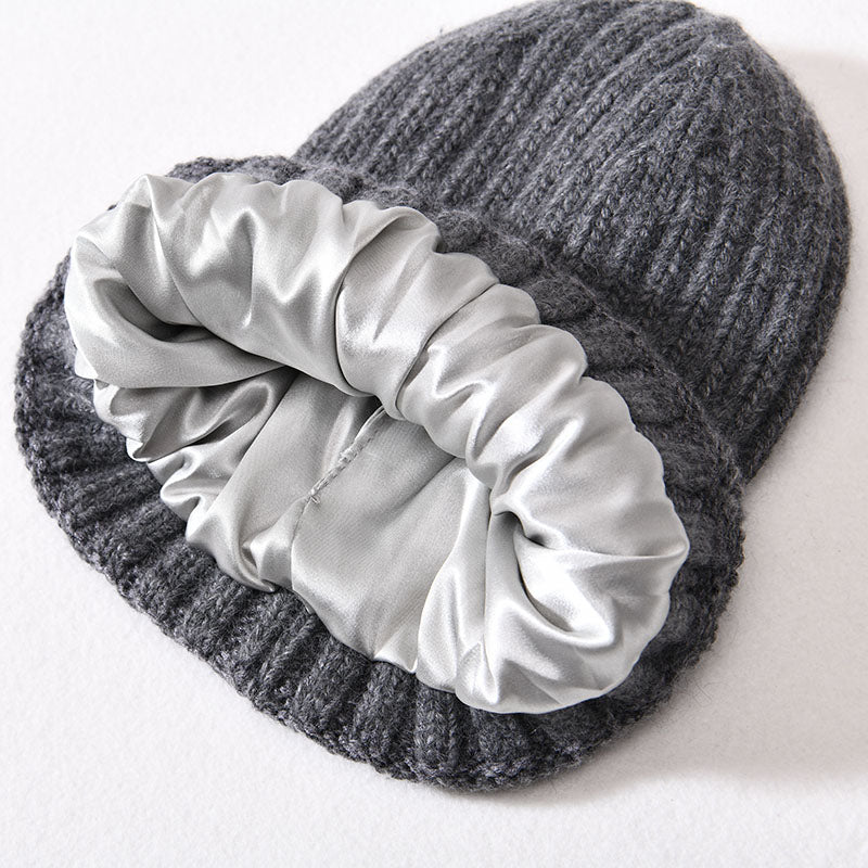 Bonnet d'hiver "SilkyNest" en SOIE